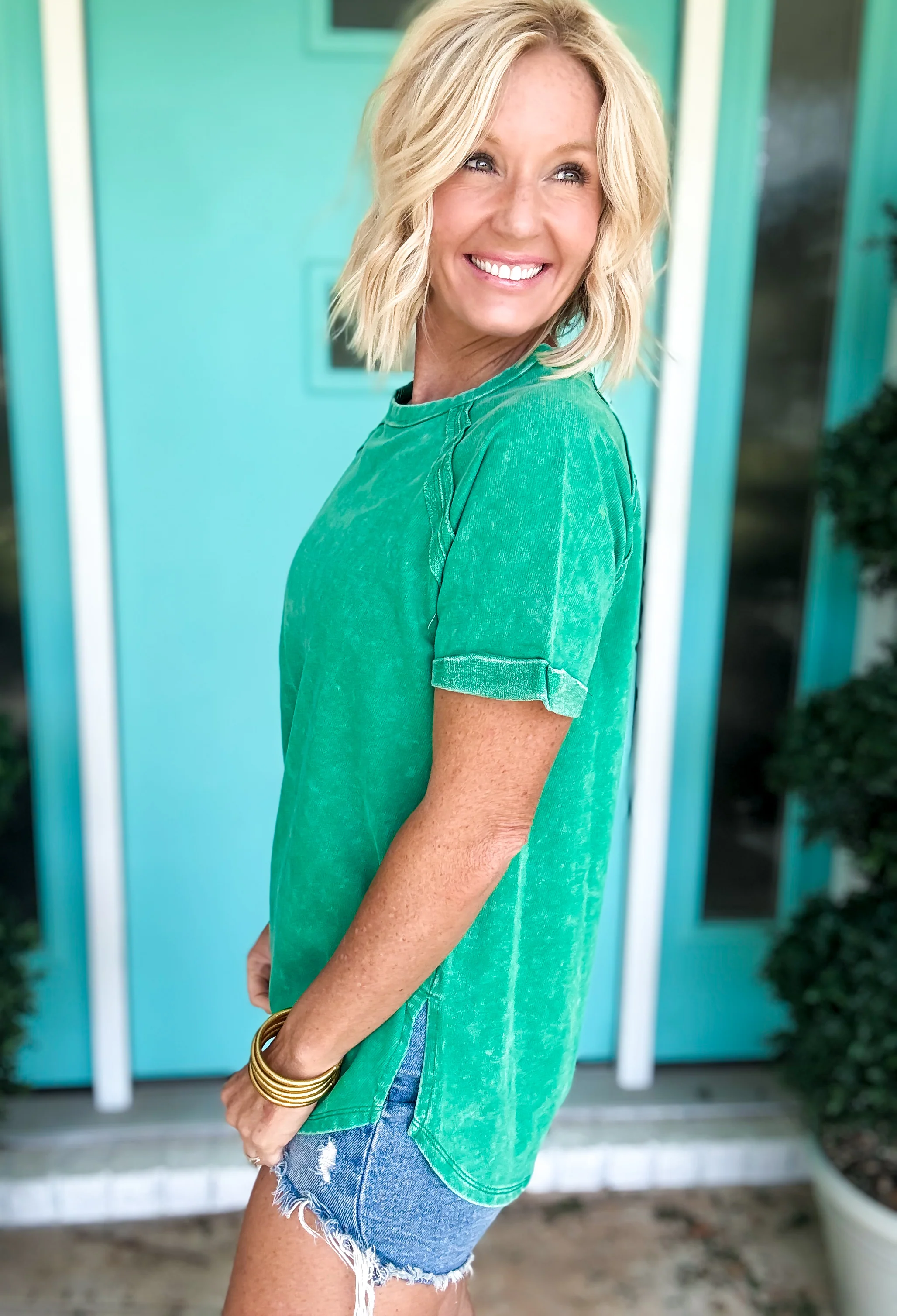 Live In It Curved Hem Tee - Image 15