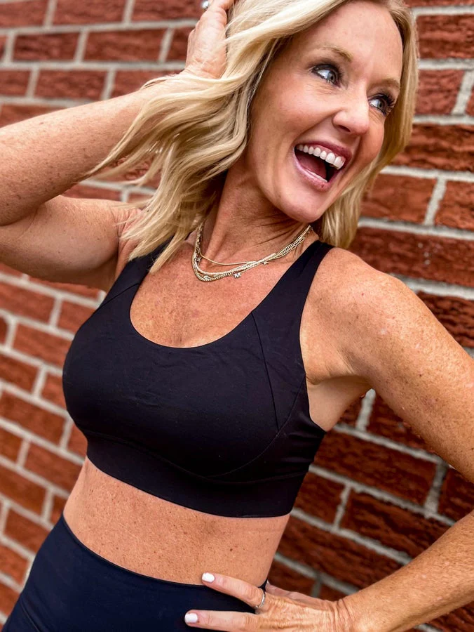 Twenty 17 Must Get Sports Bra: SEWN IN PADDING - Image 4
