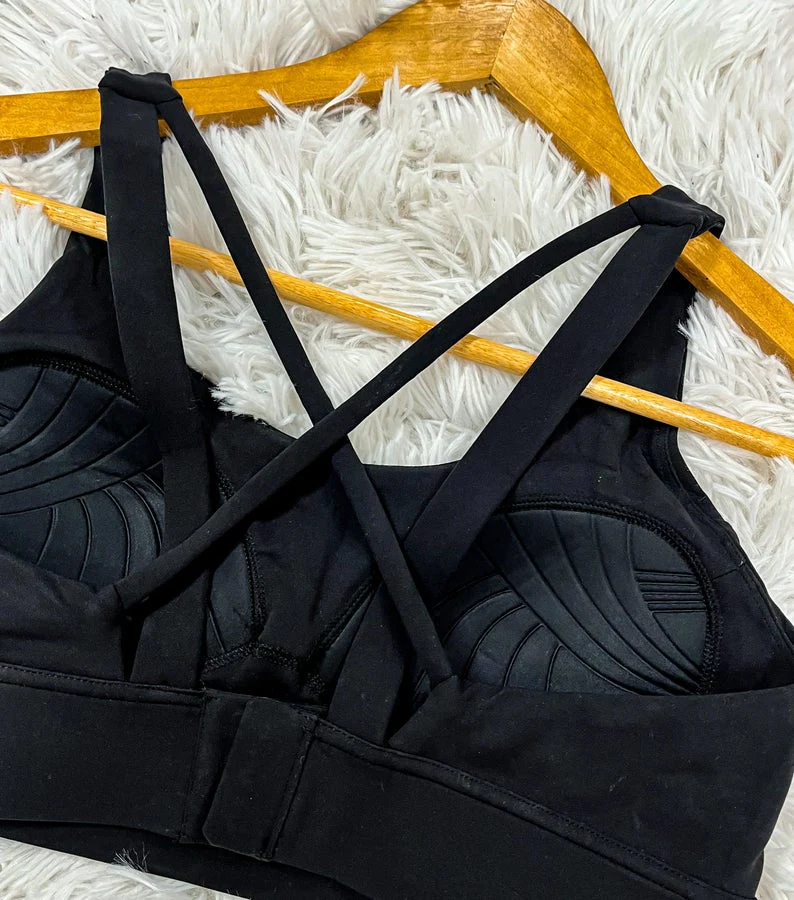 Twenty 17 Must Get Sports Bra: SEWN IN PADDING - Image 5